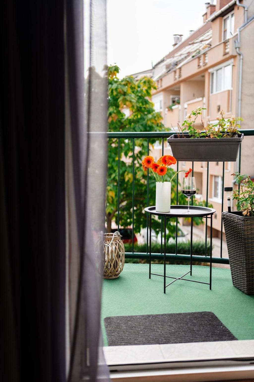Bb21 Apartman Eger - City Centre Buitenkant foto