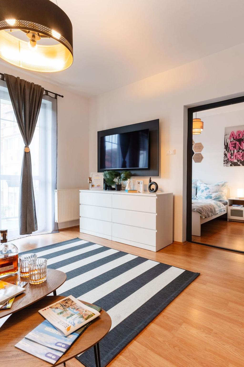Bb21 Apartman Eger - City Centre Buitenkant foto